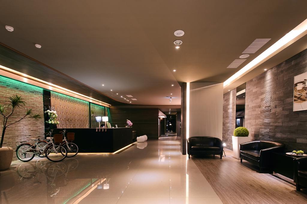 Kiwi Express Hotel - Jiuru Rd Гаосюн Экстерьер фото