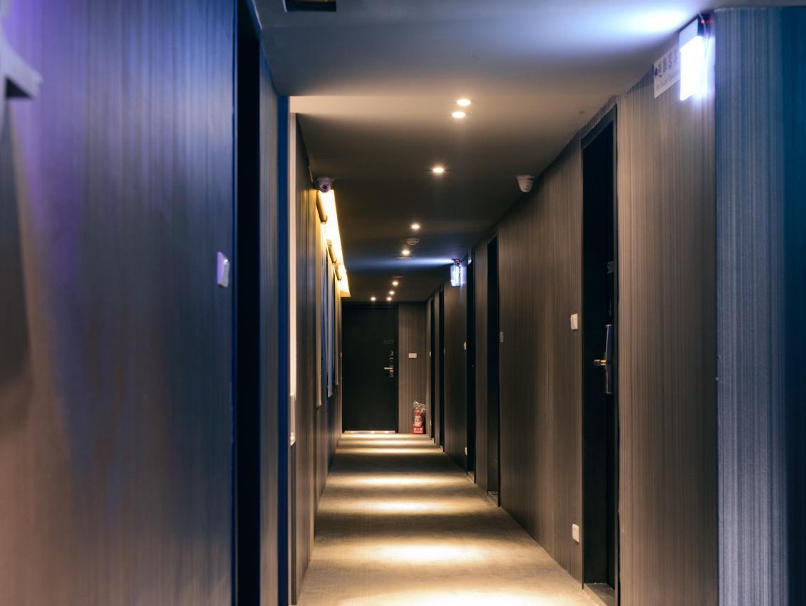 Kiwi Express Hotel - Jiuru Rd Гаосюн Экстерьер фото